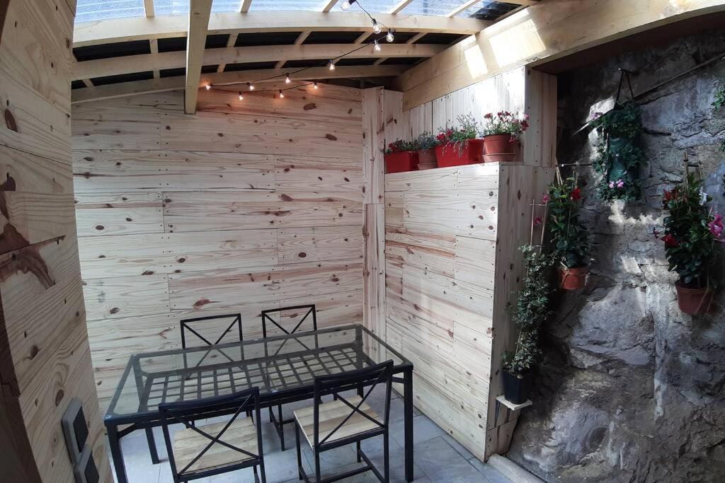 La Petite Maison Dans la Vallée Avallon Esterno foto